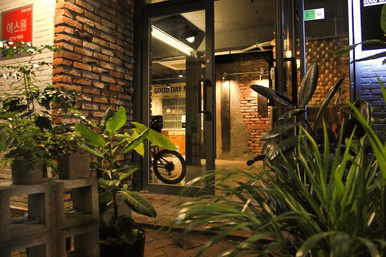 Good Day Mate Hostel Busan Exterior photo